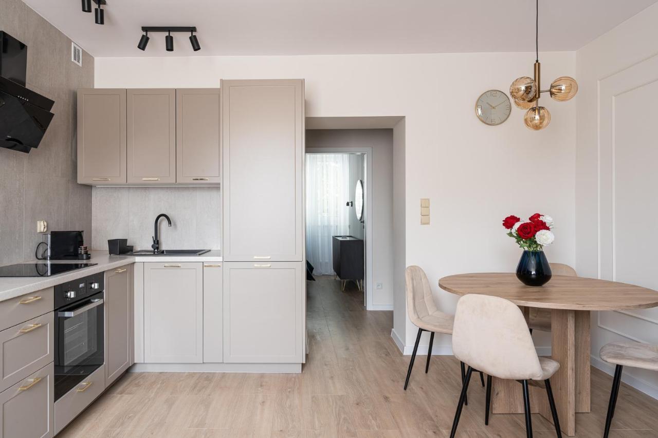 Rentplanet - Apartament Pilsudskiego Вроцлав Екстер'єр фото